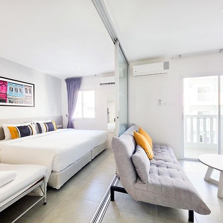 Recenta Suite Phuket Suanluang Buitenkant foto